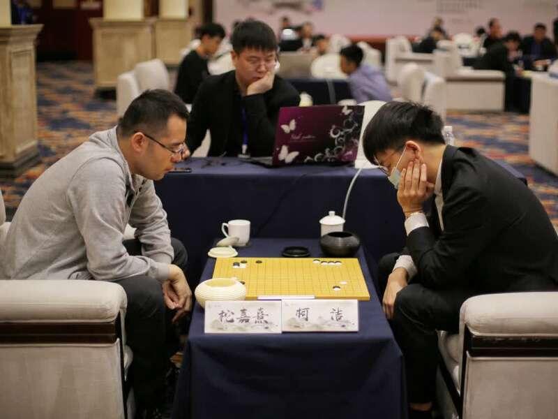 陳耀燁榮登圍棋等級分榜首，成圍棋界耀眼明星